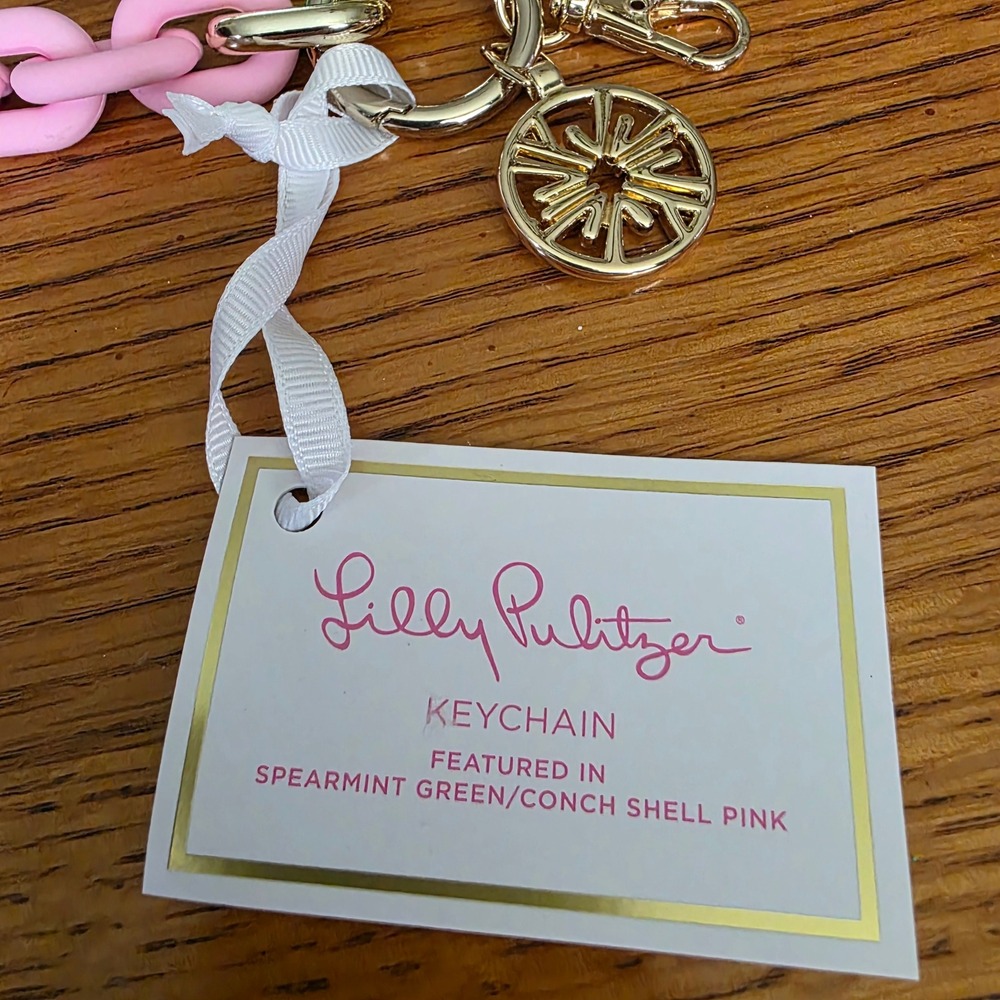 Lilly Pulitzer Acrylic Chain Keychain Spearmint Green Conch Shell Pink 241907 - Picture 2 of 5